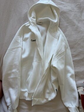 Comfit White Hooded Zip-Up Sweater